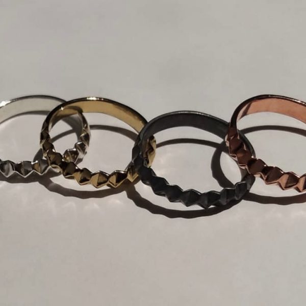 TRILOBYTE SKINNY RING GOLD